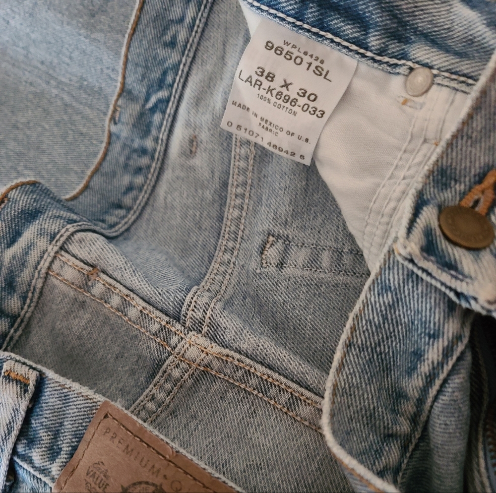 GUC Men's Wrangler jeans Size 38x30 - Picture 6 of 7